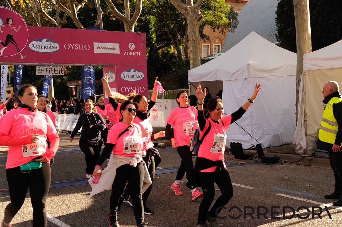 Llegada de la Carrera de la Mujer de Barcelona (ARCO DERECHO 49)