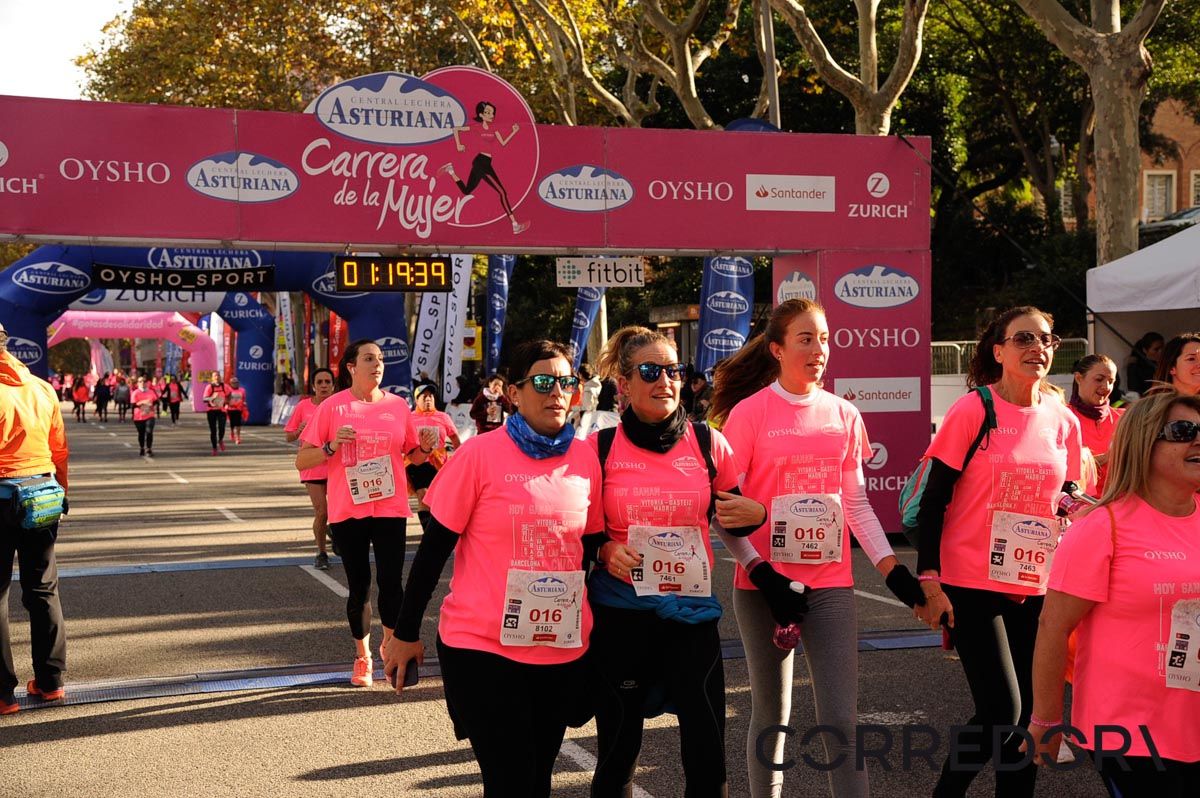 Llegada de la Carrera de la Mujer de Barcelona (ARCO DERECHO 49)