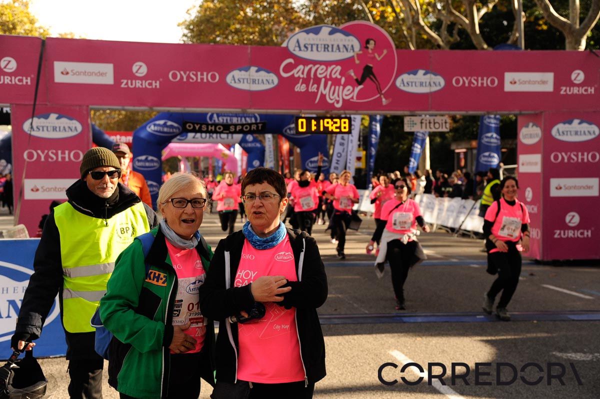 Llegada de la Carrera de la Mujer de Barcelona (ARCO DERECHO 49)
