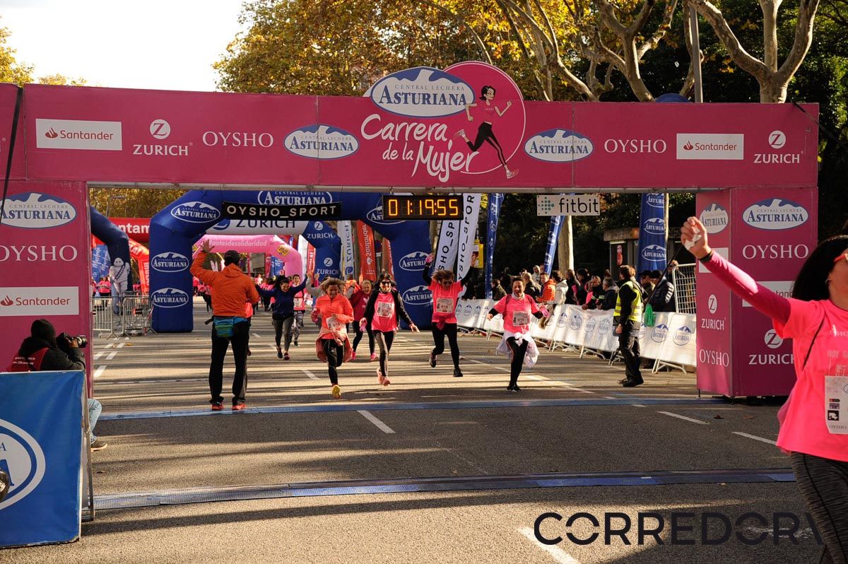 Llegada de la Carrera de la Mujer de Barcelona (ARCO DERECHO 50)