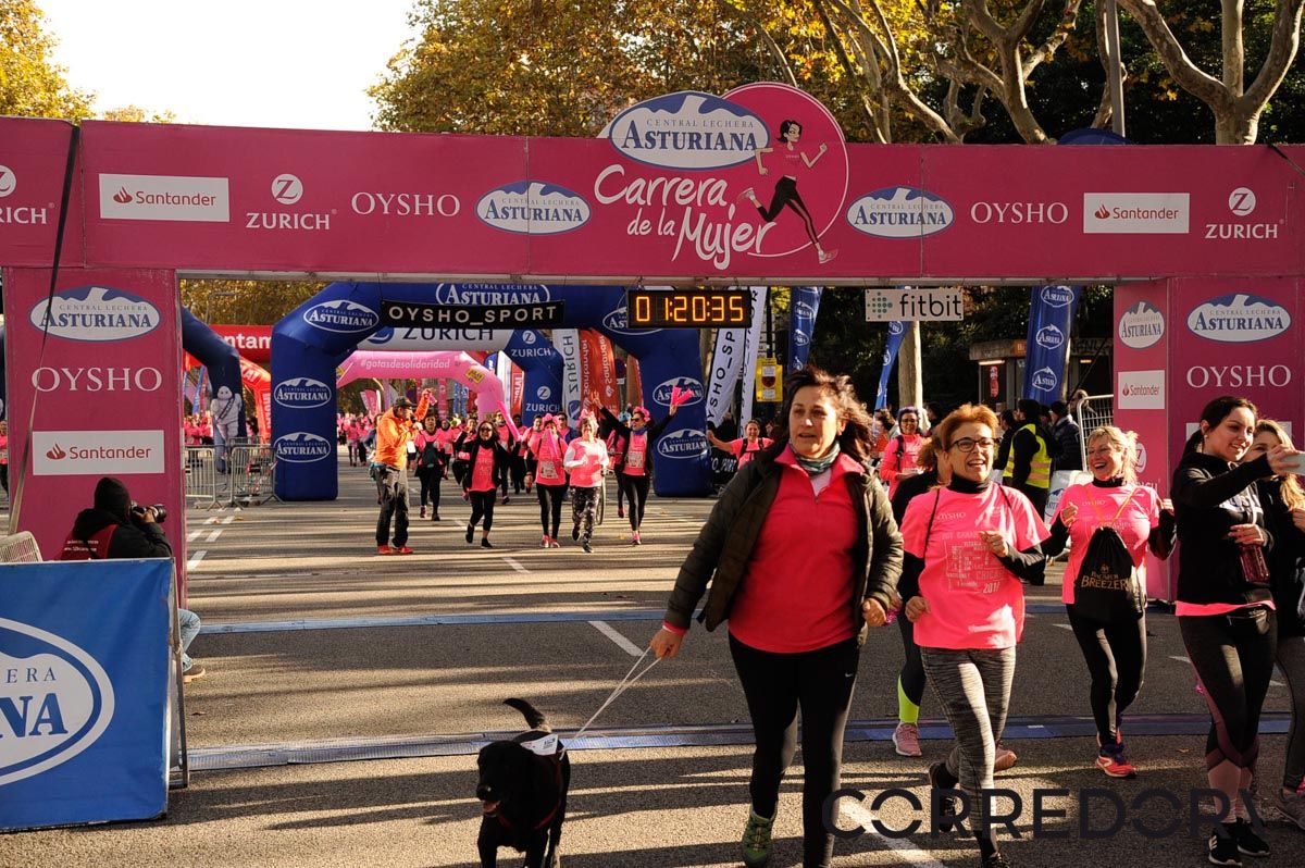 Llegada de la Carrera de la Mujer de Barcelona (ARCO DERECHO 51)