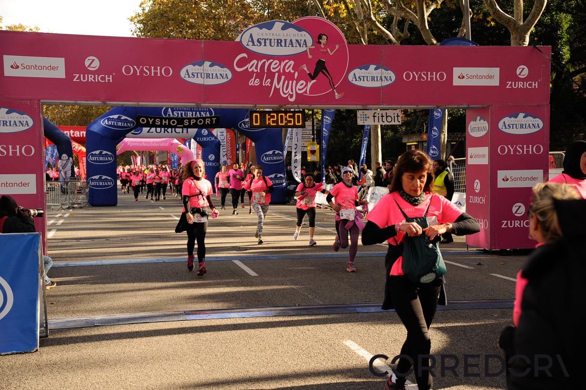 Llegada de la Carrera de la Mujer de Barcelona (ARCO DERECHO 51)