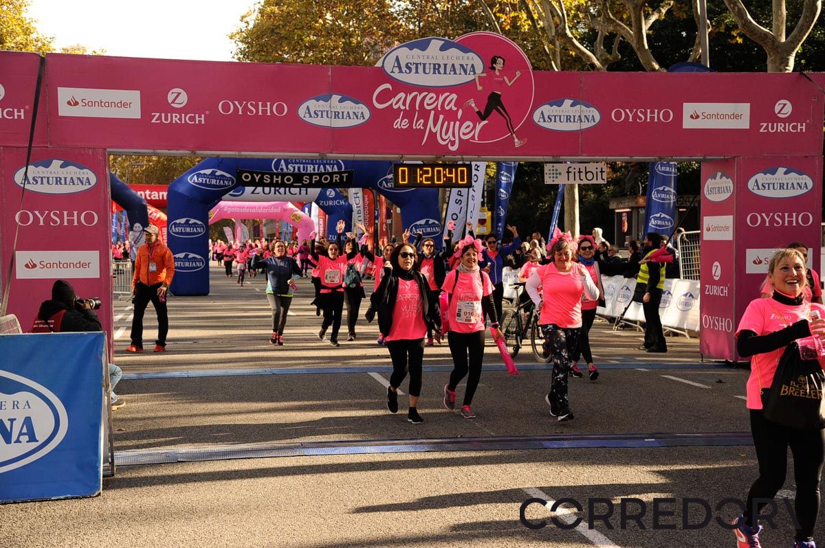 Llegada de la Carrera de la Mujer de Barcelona (ARCO DERECHO 51)