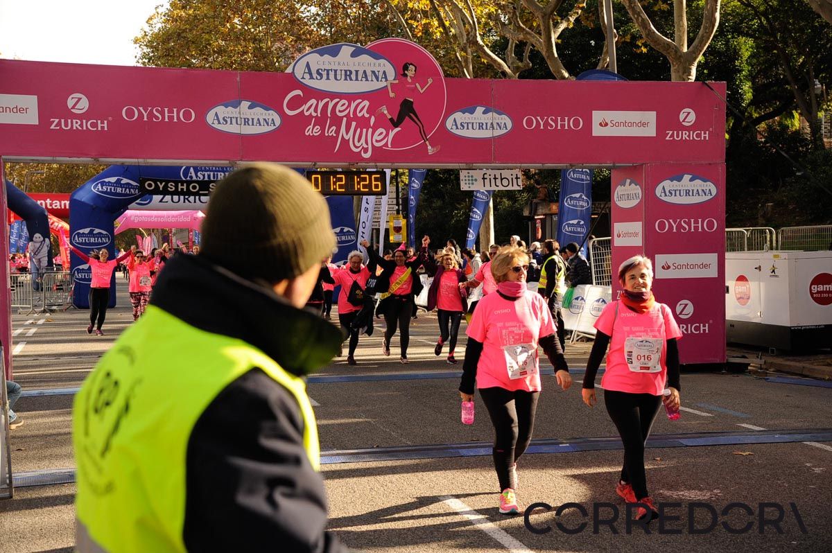 Llegada de la Carrera de la Mujer de Barcelona (ARCO DERECHO 52)