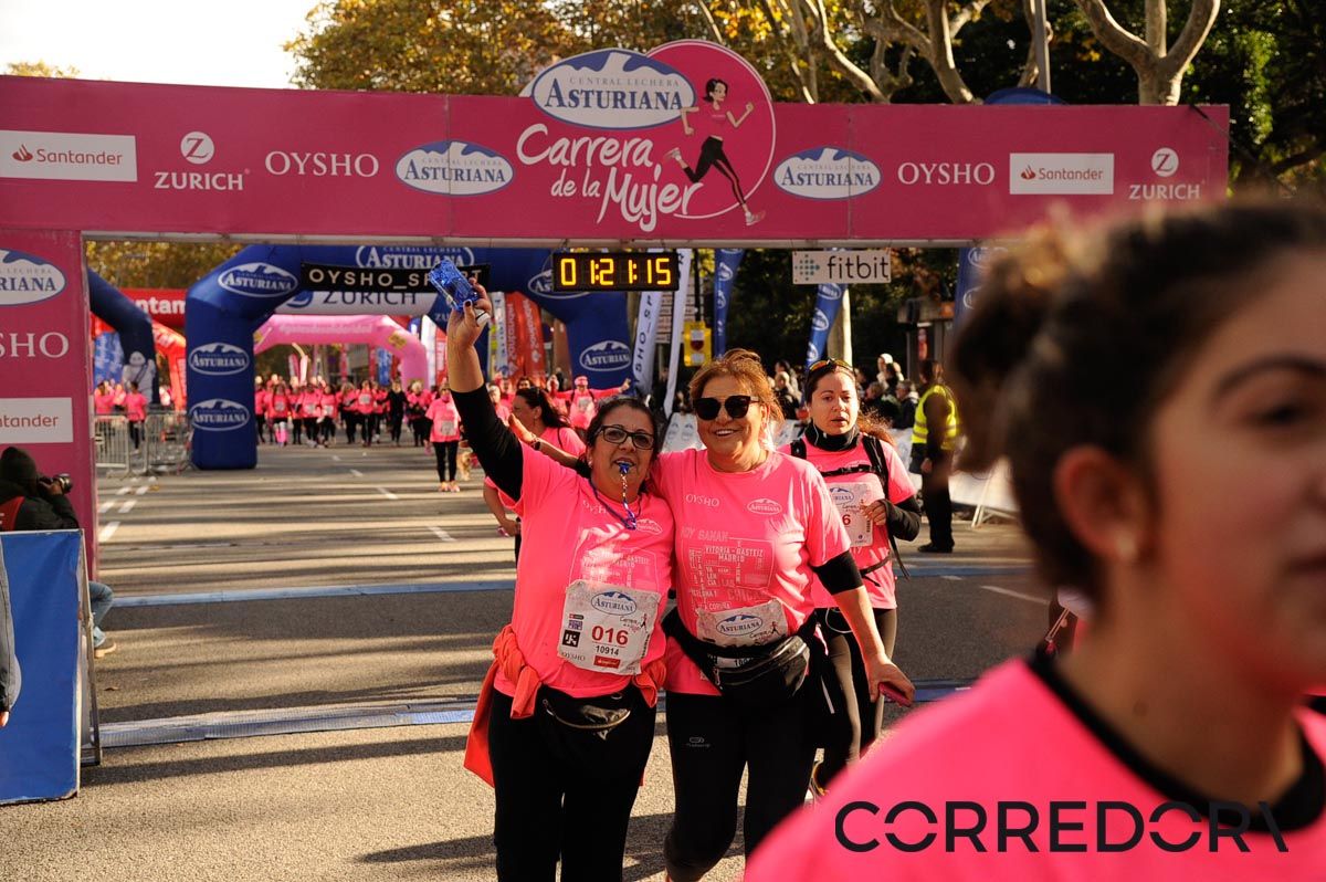 Llegada de la Carrera de la Mujer de Barcelona (ARCO DERECHO 52)