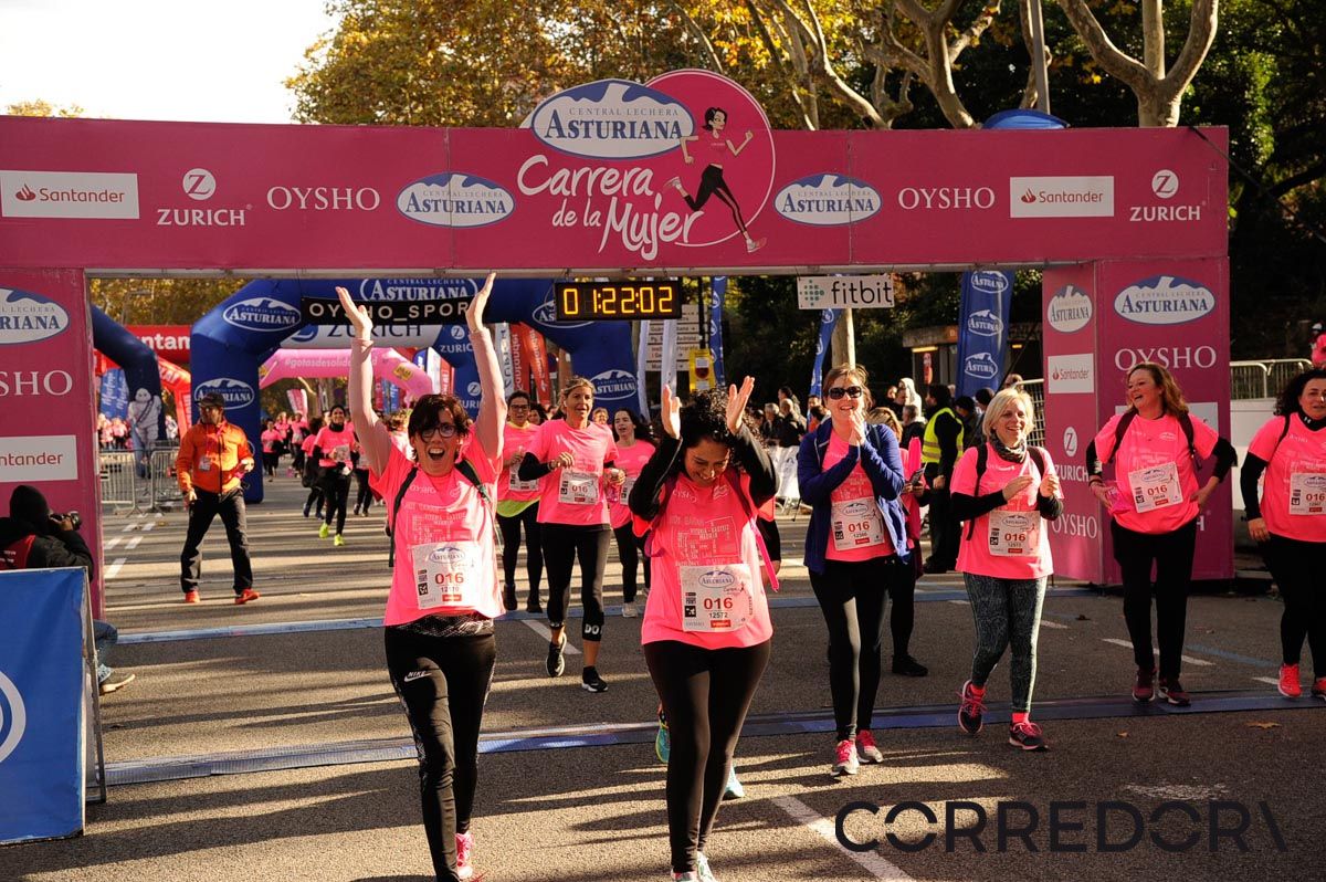 Llegada de la Carrera de la Mujer de Barcelona (ARCO DERECHO 53)