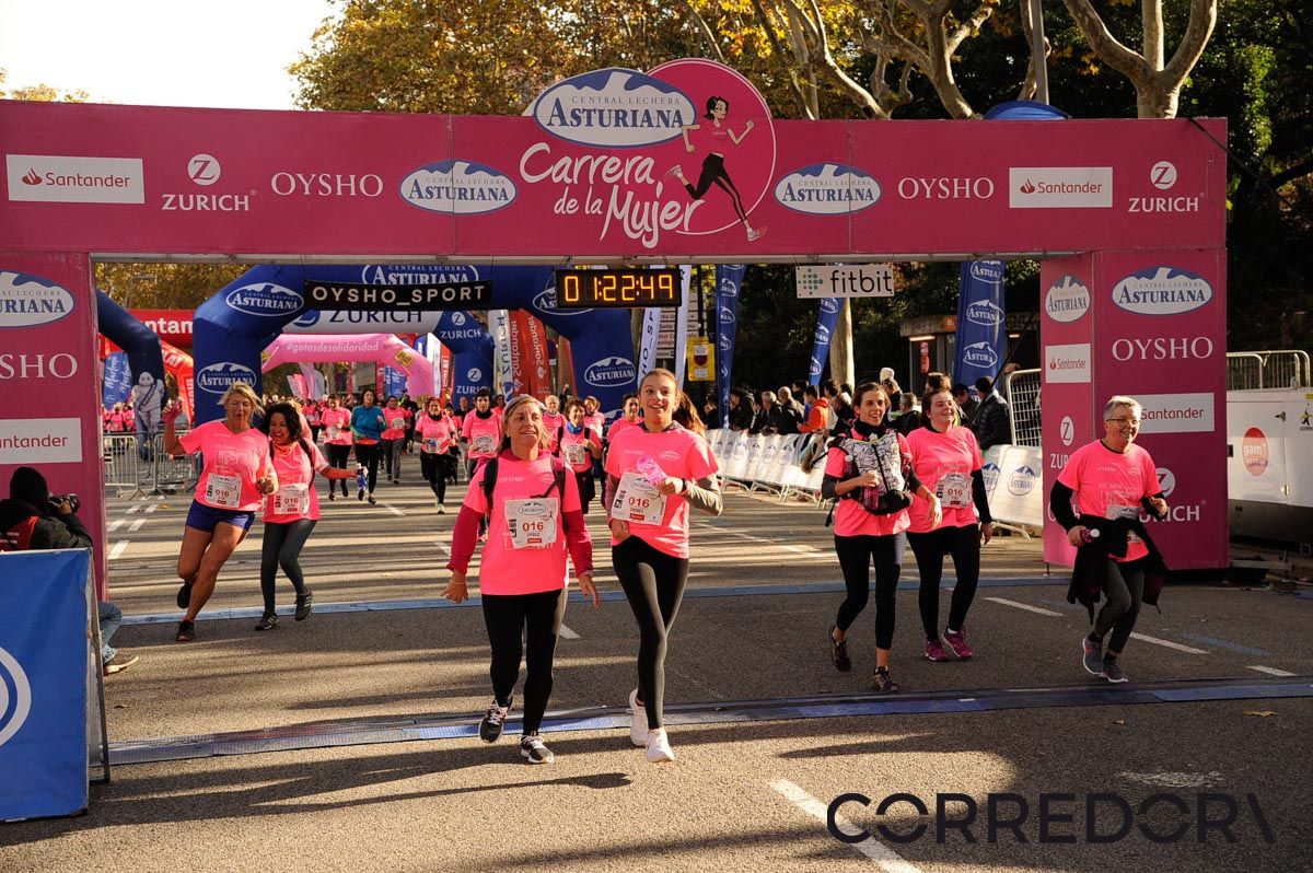 Llegada de la Carrera de la Mujer de Barcelona (ARCO DERECHO 54)