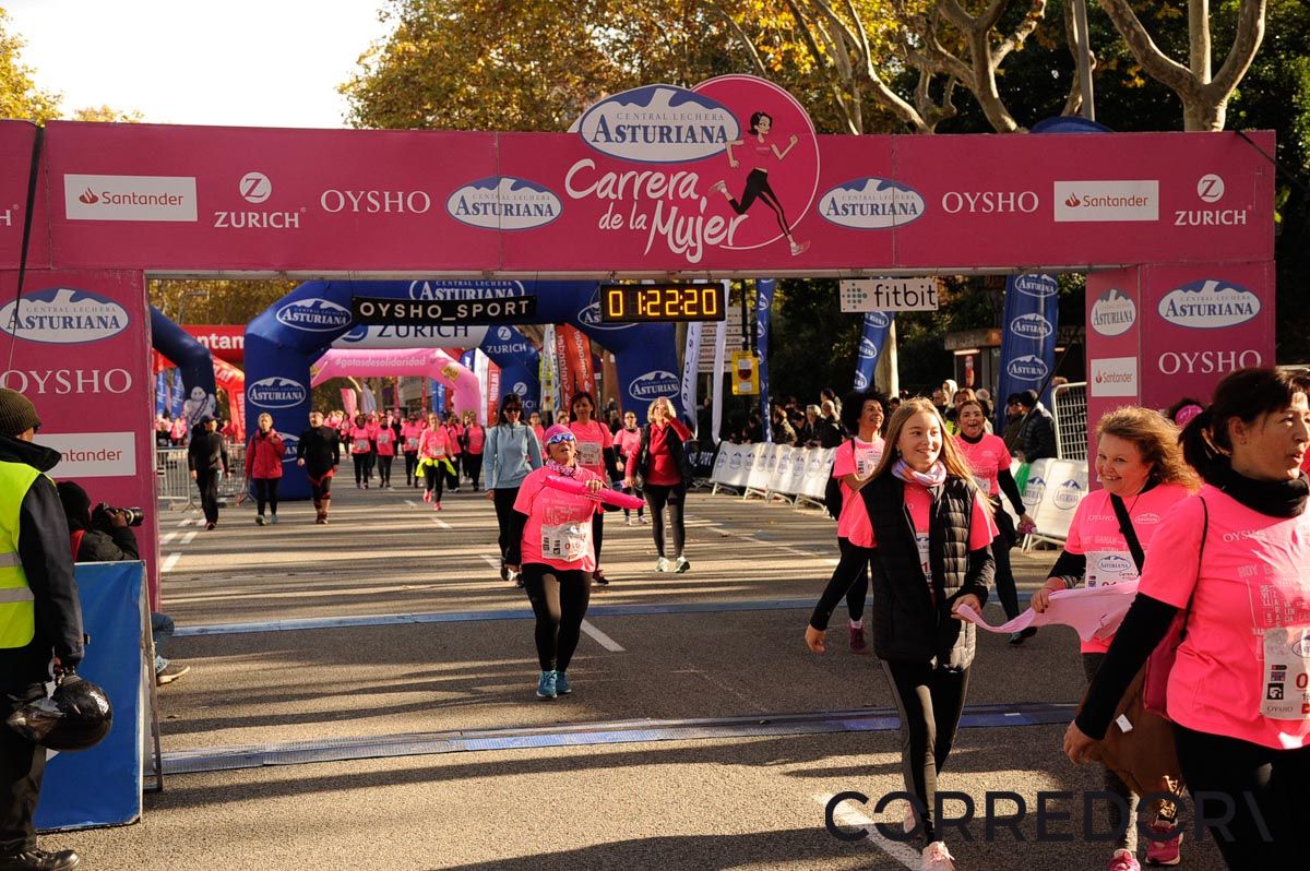 Llegada de la Carrera de la Mujer de Barcelona (ARCO DERECHO 54)