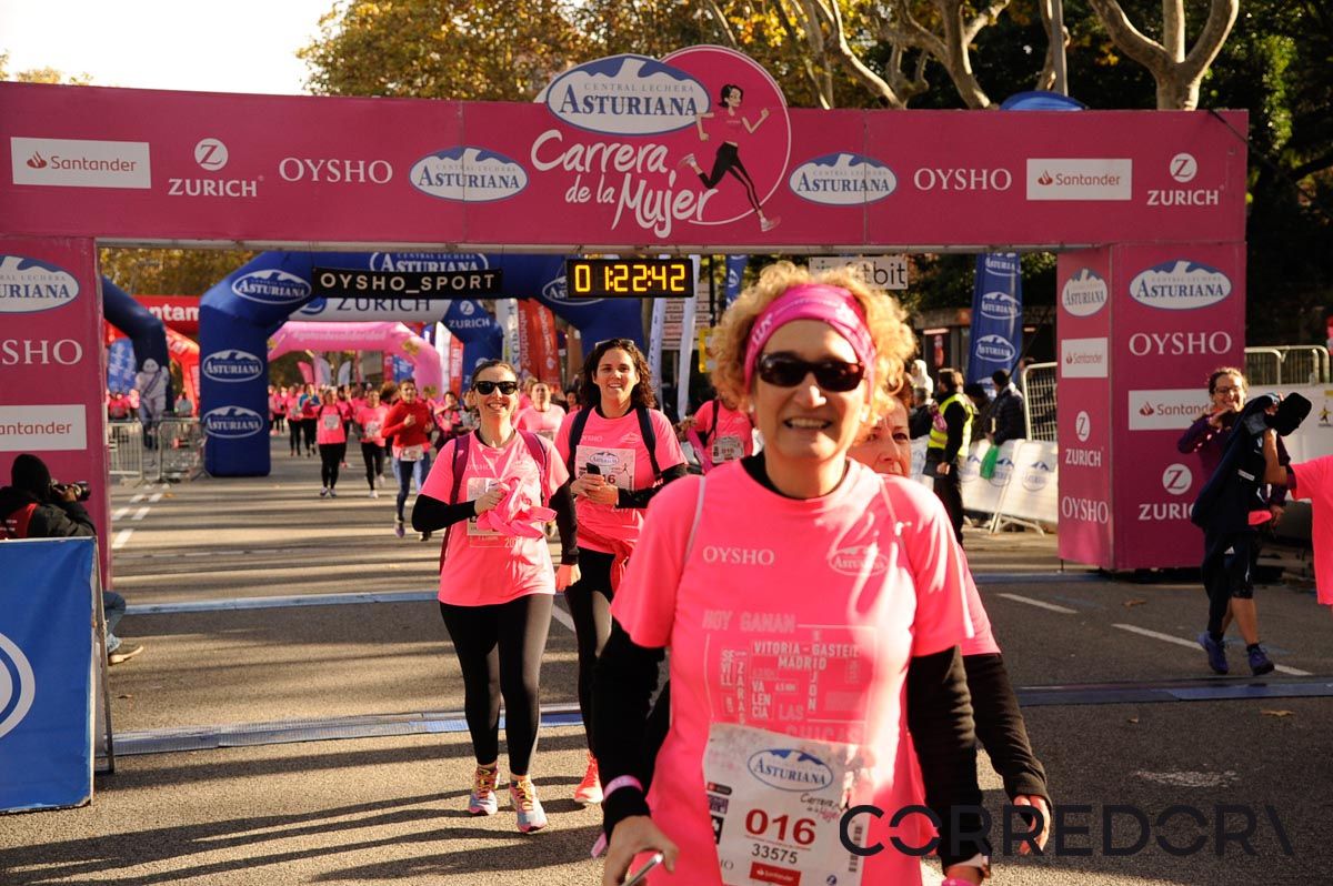 Llegada de la Carrera de la Mujer de Barcelona (ARCO DERECHO 54)
