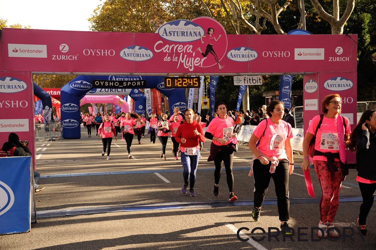 Llegada de la Carrera de la Mujer de Barcelona (ARCO DERECHO 54)