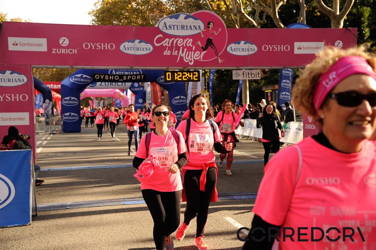Llegada de la Carrera de la Mujer de Barcelona (ARCO DERECHO 54)