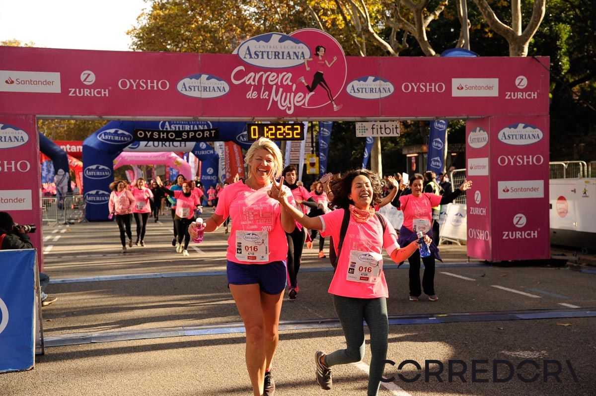 Llegada de la Carrera de la Mujer de Barcelona (ARCO DERECHO 54)