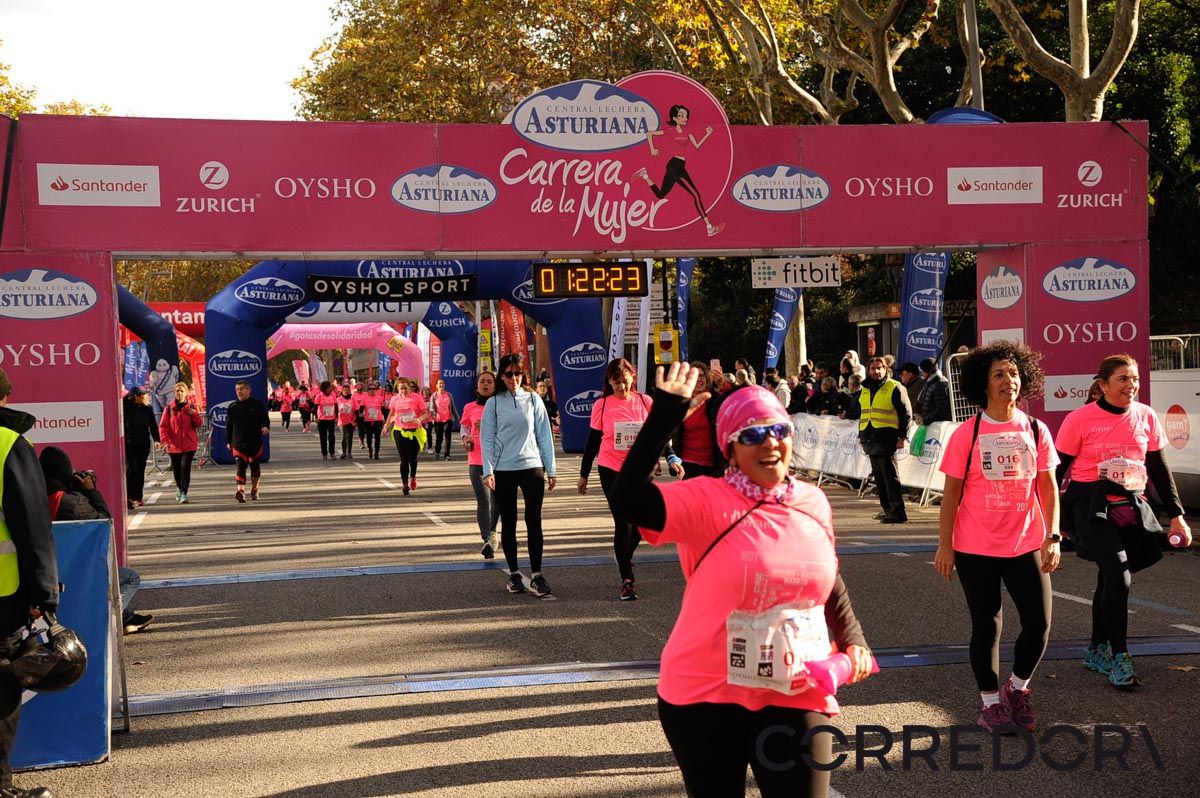 Llegada de la Carrera de la Mujer de Barcelona (ARCO DERECHO 54)