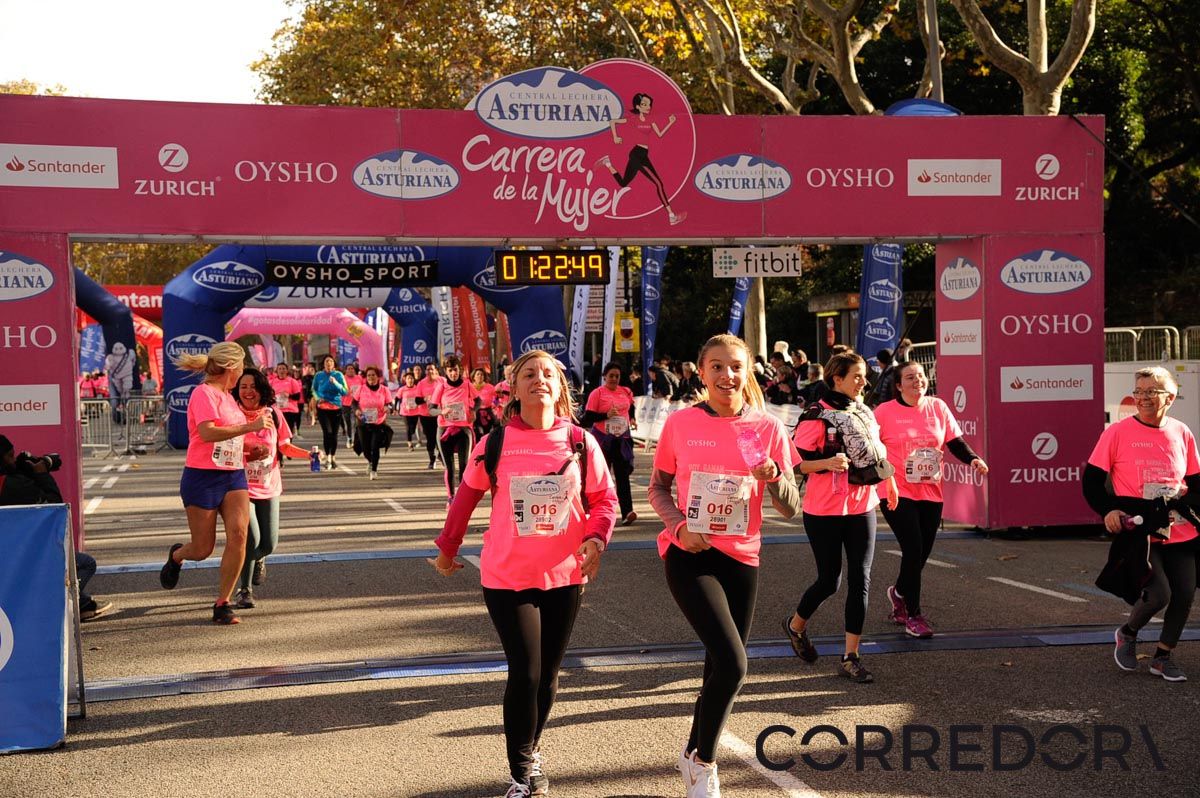 Llegada de la Carrera de la Mujer de Barcelona (ARCO DERECHO 54)