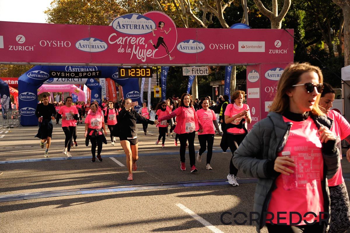 Llegada de la Carrera de la Mujer de Barcelona (ARCO DERECHO 55)