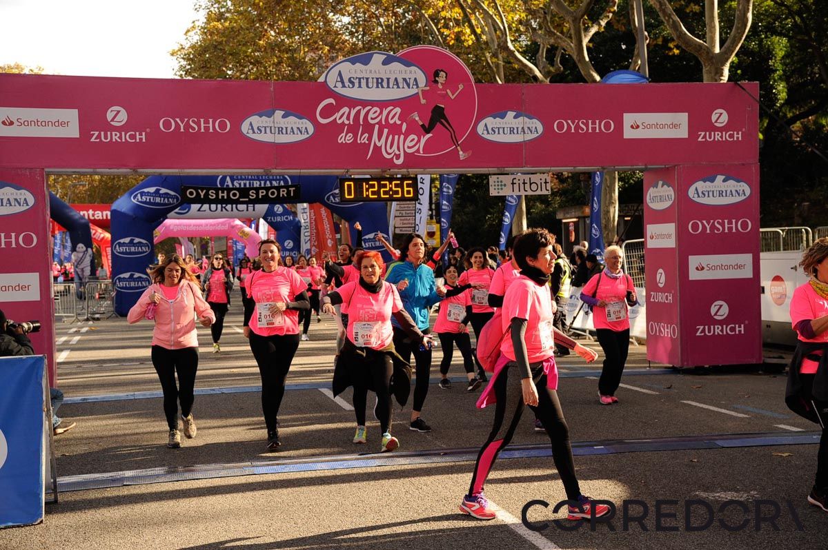 Llegada de la Carrera de la Mujer de Barcelona (ARCO DERECHO 54)