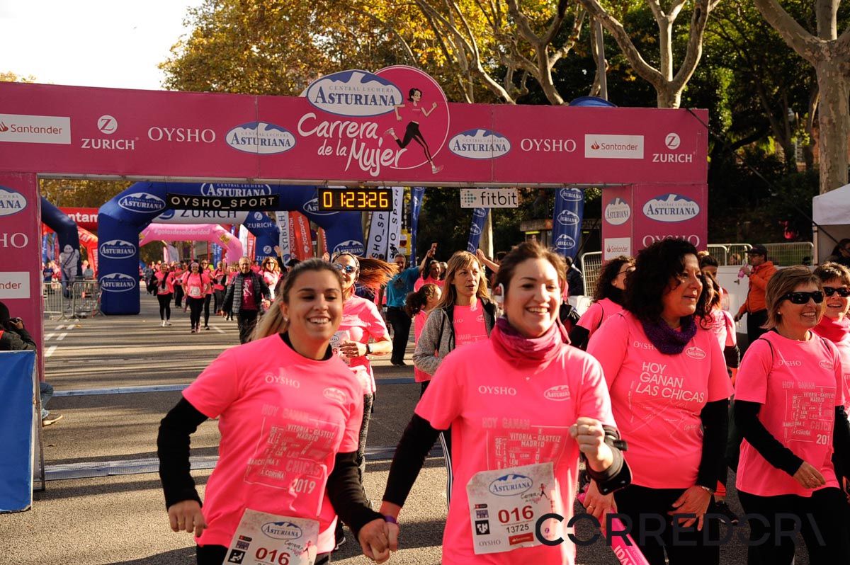 Llegada de la Carrera de la Mujer de Barcelona (ARCO DERECHO 55)