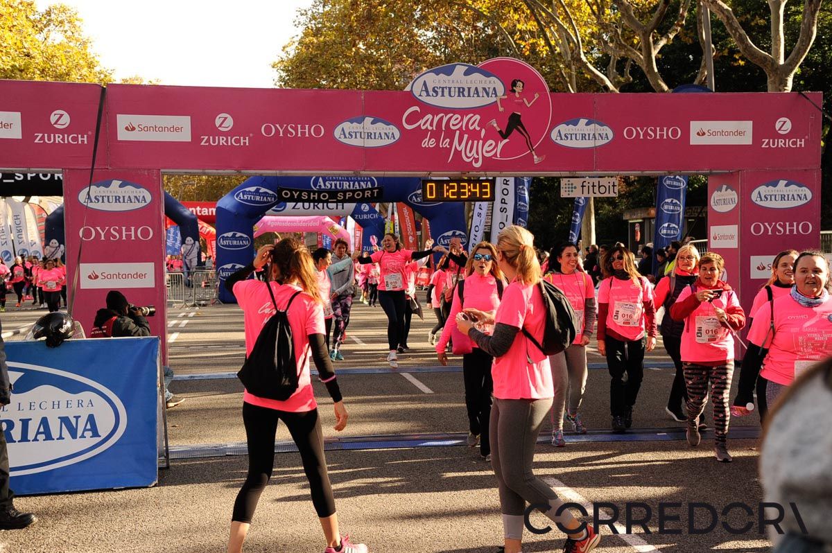 Llegada de la Carrera de la Mujer de Barcelona (ARCO DERECHO 56)