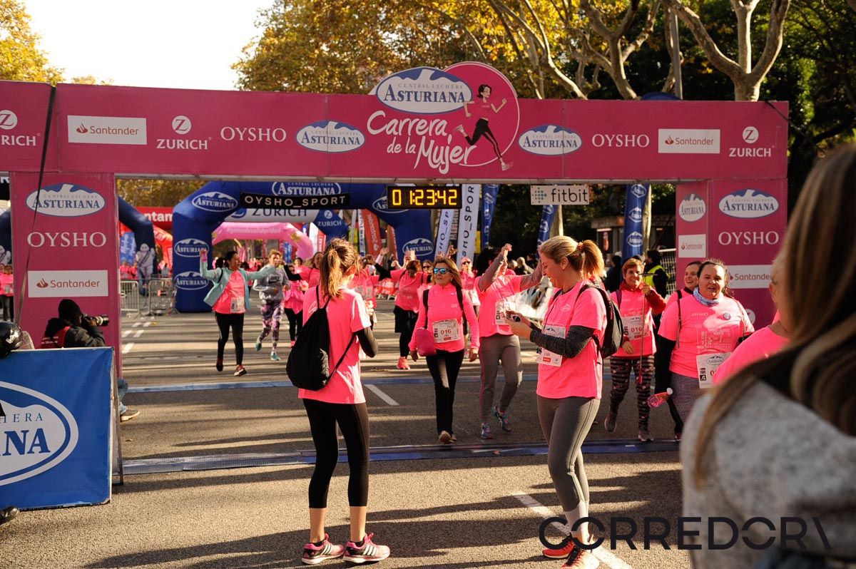Llegada de la Carrera de la Mujer de Barcelona (ARCO DERECHO 56)