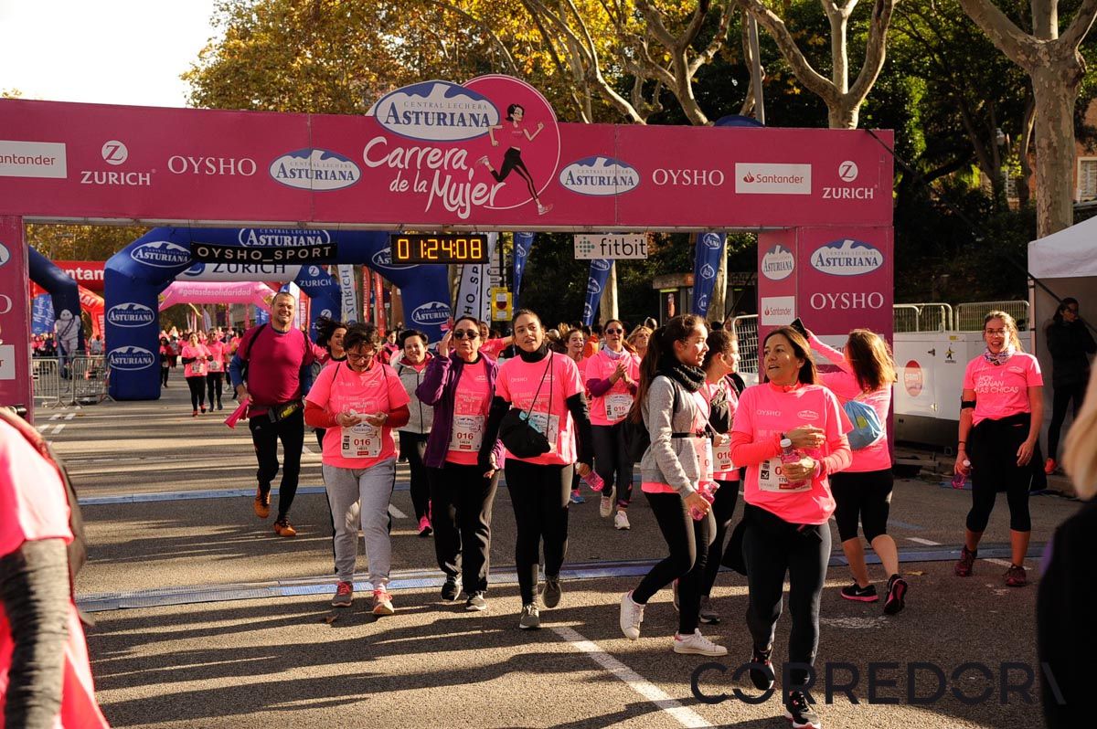 Llegada de la Carrera de la Mujer de Barcelona (ARCO DERECHO 56)
