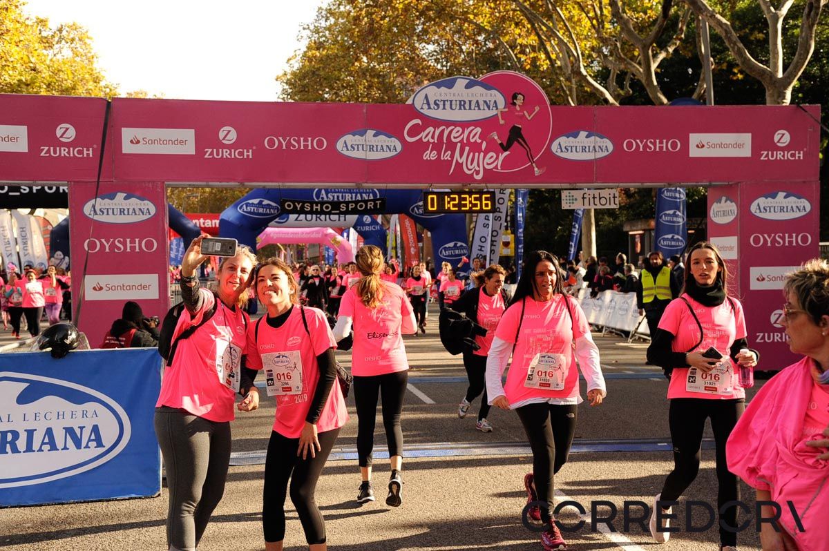 Llegada de la Carrera de la Mujer de Barcelona (ARCO DERECHO 56)
