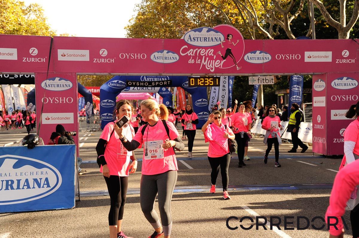 Llegada de la Carrera de la Mujer de Barcelona (ARCO DERECHO 56)