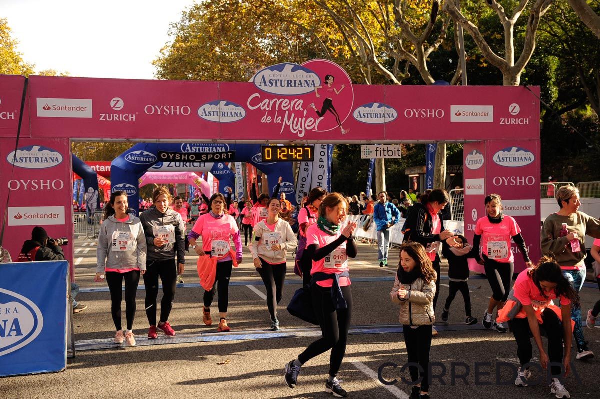 Llegada de la Carrera de la Mujer de Barcelona (ARCO DERECHO 57)