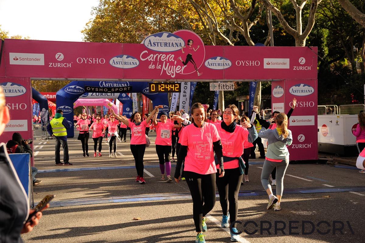 Llegada de la Carrera de la Mujer de Barcelona (ARCO DERECHO 57)