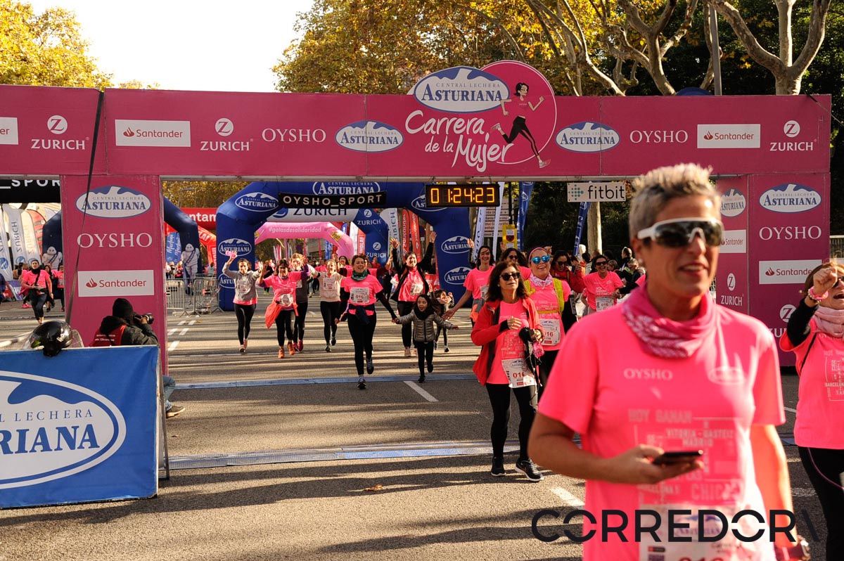 Llegada de la Carrera de la Mujer de Barcelona (ARCO DERECHO 57)