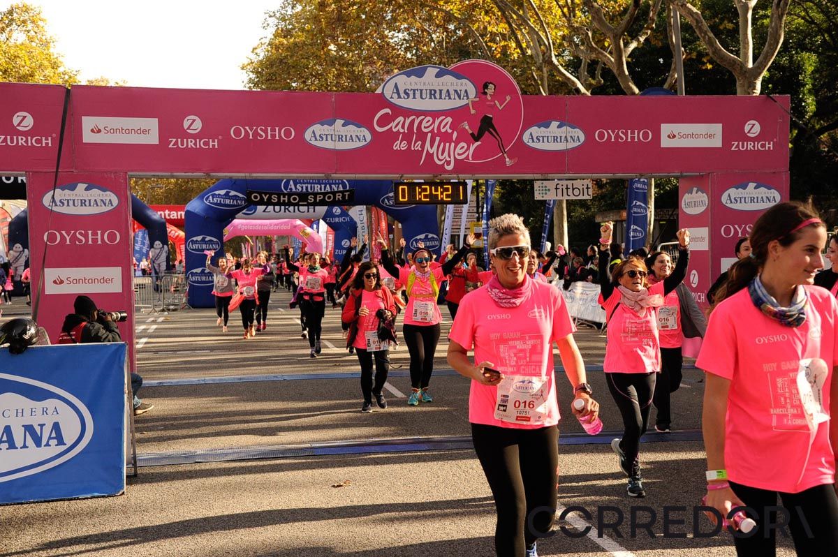 Llegada de la Carrera de la Mujer de Barcelona (ARCO DERECHO 57)