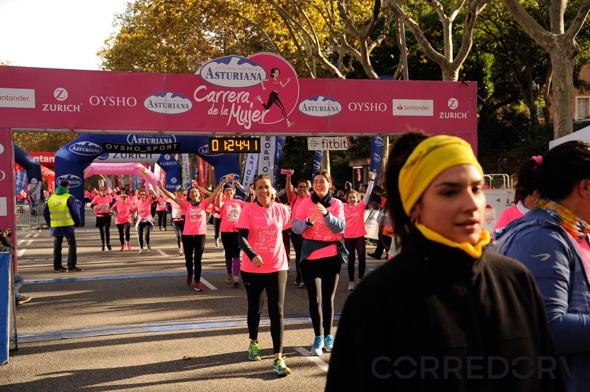 Llegada de la Carrera de la Mujer de Barcelona (ARCO DERECHO 57)