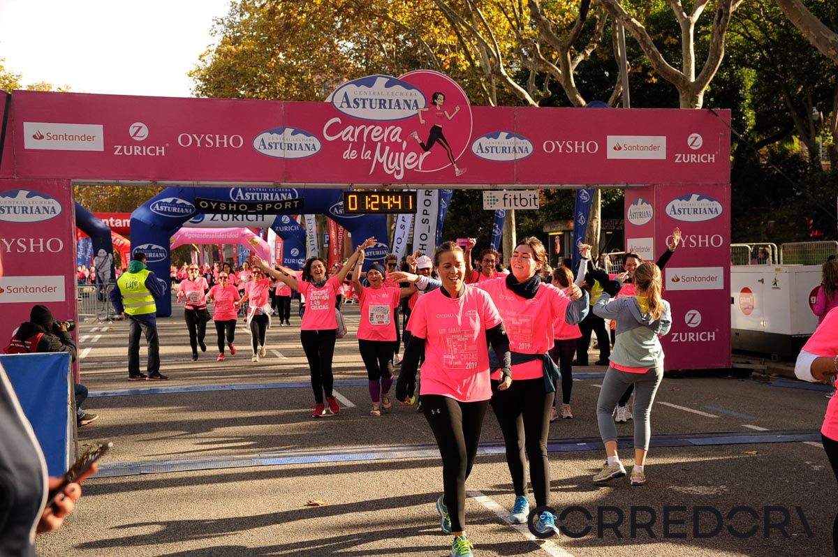 Llegada de la Carrera de la Mujer de Barcelona (ARCO DERECHO 57)