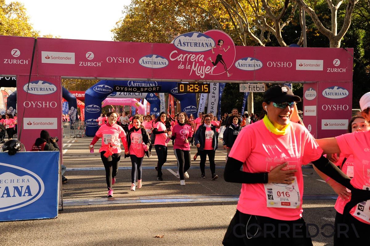 Llegada de la Carrera de la Mujer de Barcelona (ARCO DERECHO 58)