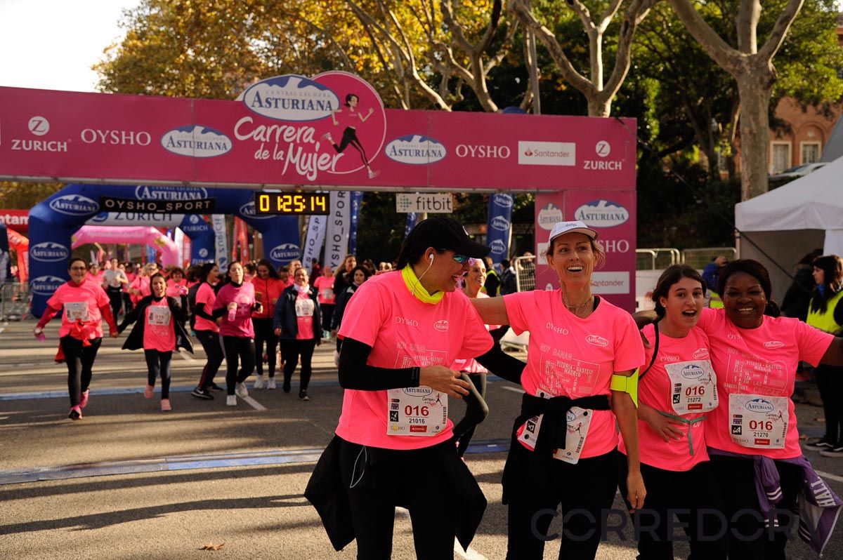 Llegada de la Carrera de la Mujer de Barcelona (ARCO DERECHO 58)