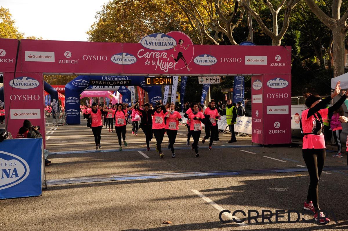 Llegada de la Carrera de la Mujer de Barcelona (ARCO DERECHO 60)