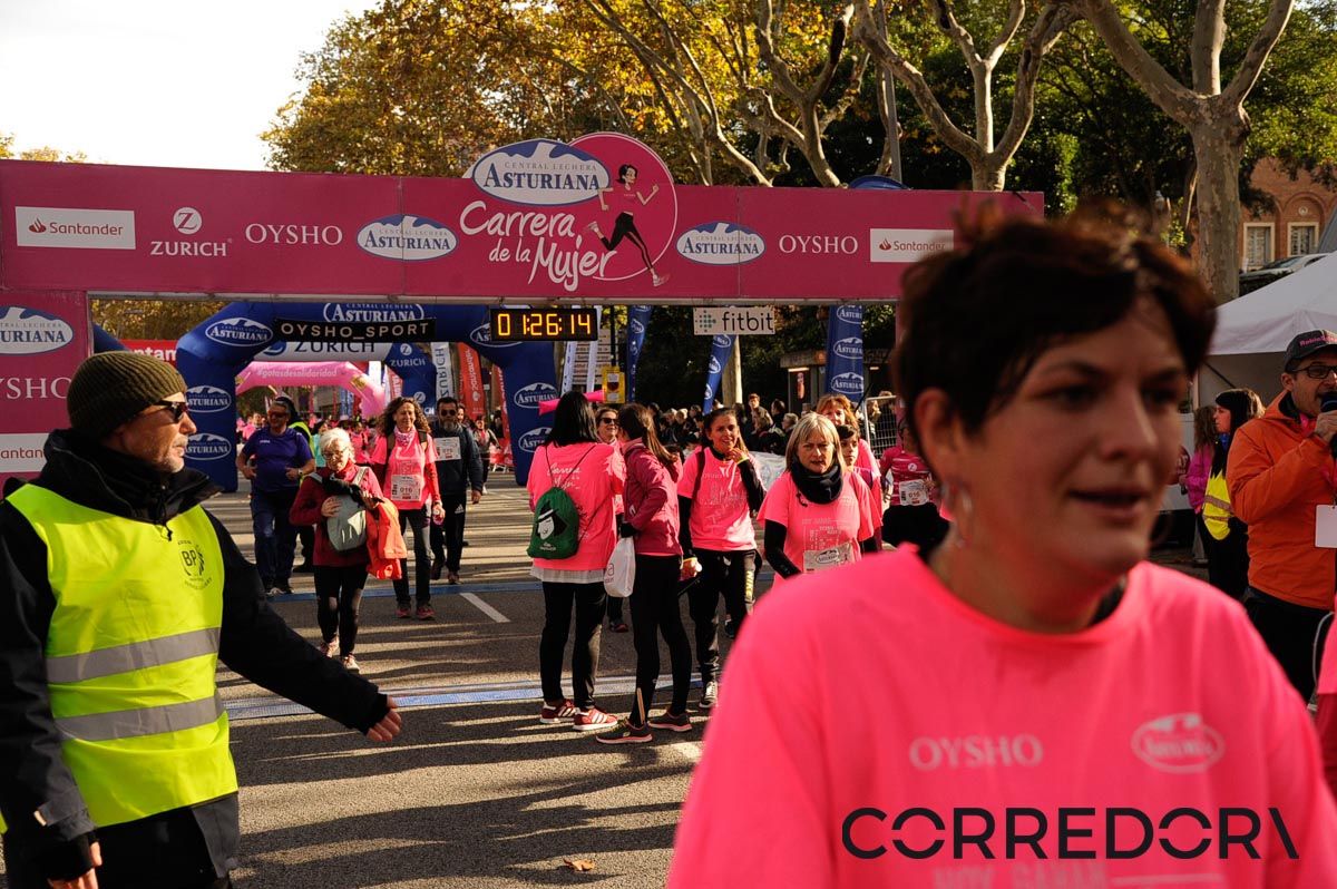 Llegada de la Carrera de la Mujer de Barcelona (ARCO DERECHO 59)