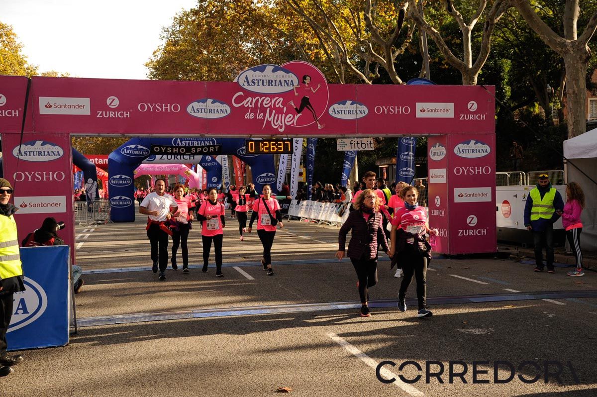 Llegada de la Carrera de la Mujer de Barcelona (ARCO DERECHO 60)