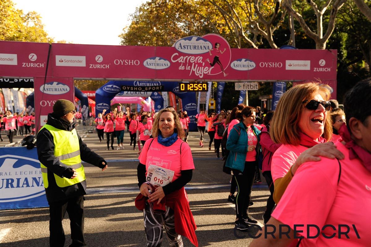 Llegada de la Carrera de la Mujer de Barcelona (ARCO DERECHO 59)