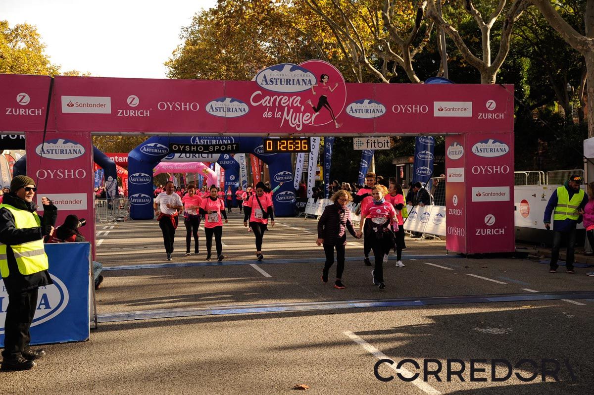 Llegada de la Carrera de la Mujer de Barcelona (ARCO DERECHO 60)
