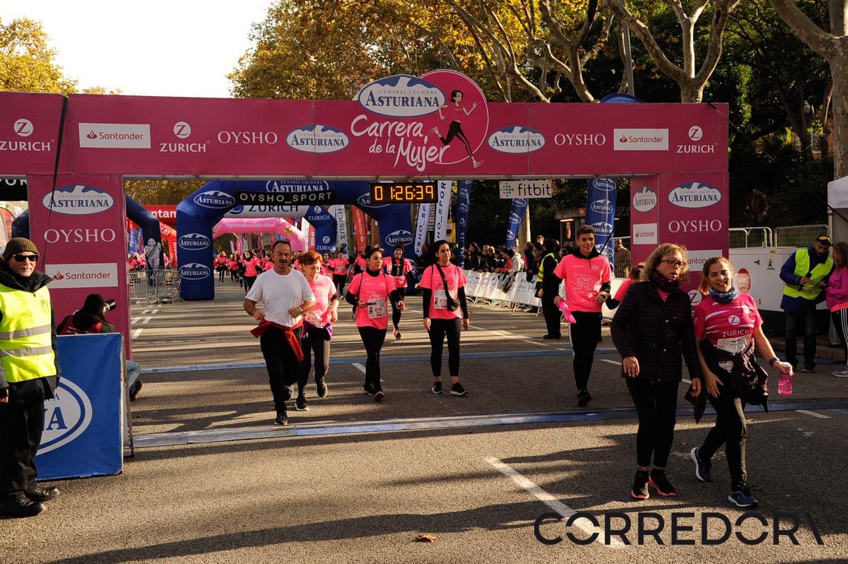 Llegada de la Carrera de la Mujer de Barcelona (ARCO DERECHO 60)