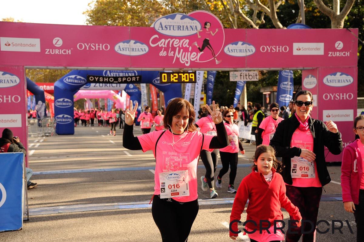 Llegada de la Carrera de la Mujer de Barcelona (ARCO DERECHO 61)