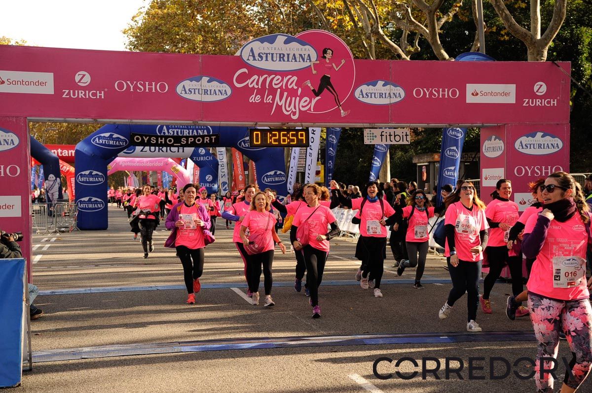 Llegada de la Carrera de la Mujer de Barcelona (ARCO DERECHO 60)