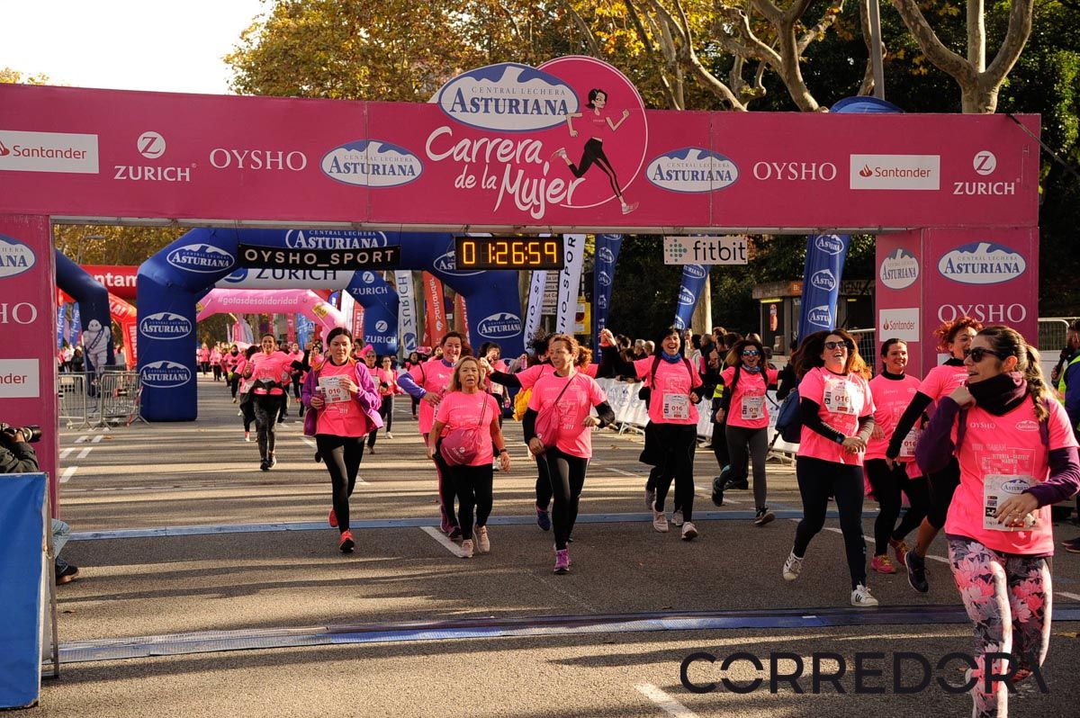 Llegada de la Carrera de la Mujer de Barcelona (ARCO DERECHO 60)