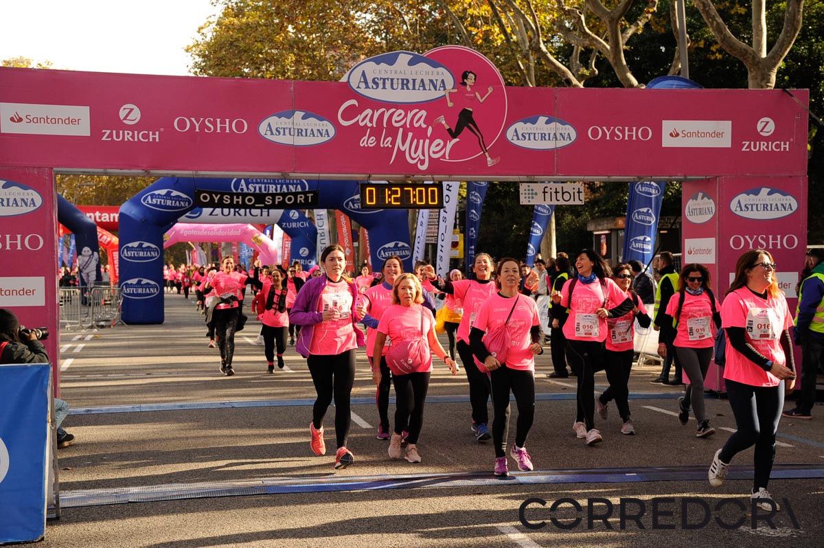 Llegada de la Carrera de la Mujer de Barcelona (ARCO DERECHO 60)