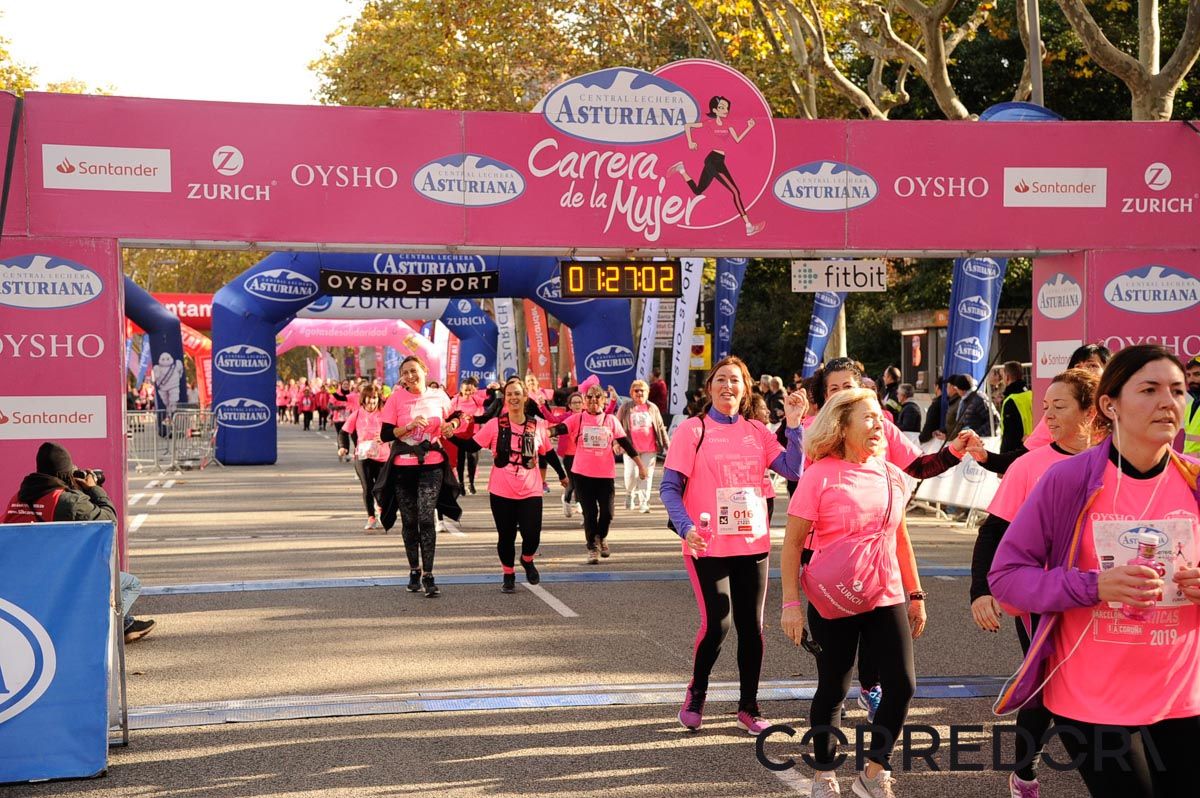 Llegada de la Carrera de la Mujer de Barcelona (ARCO DERECHO 60)