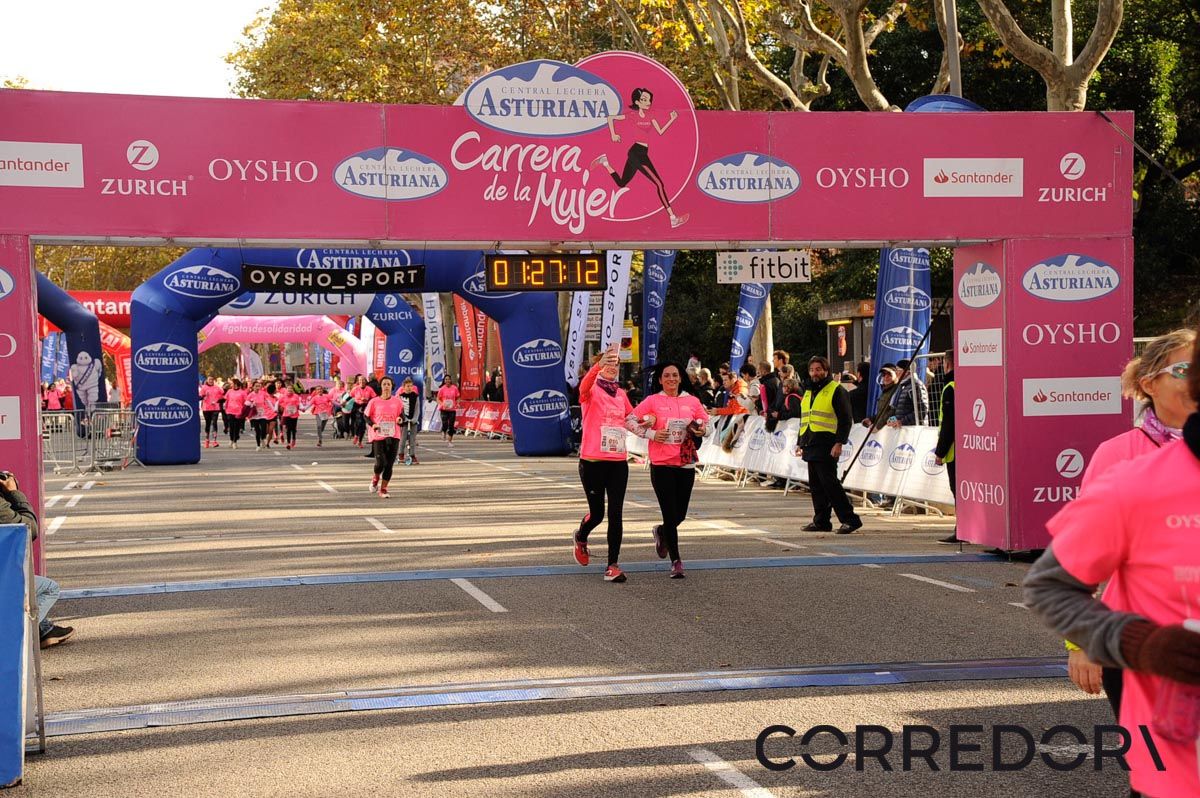 Llegada de la Carrera de la Mujer de Barcelona (ARCO DERECHO 61)