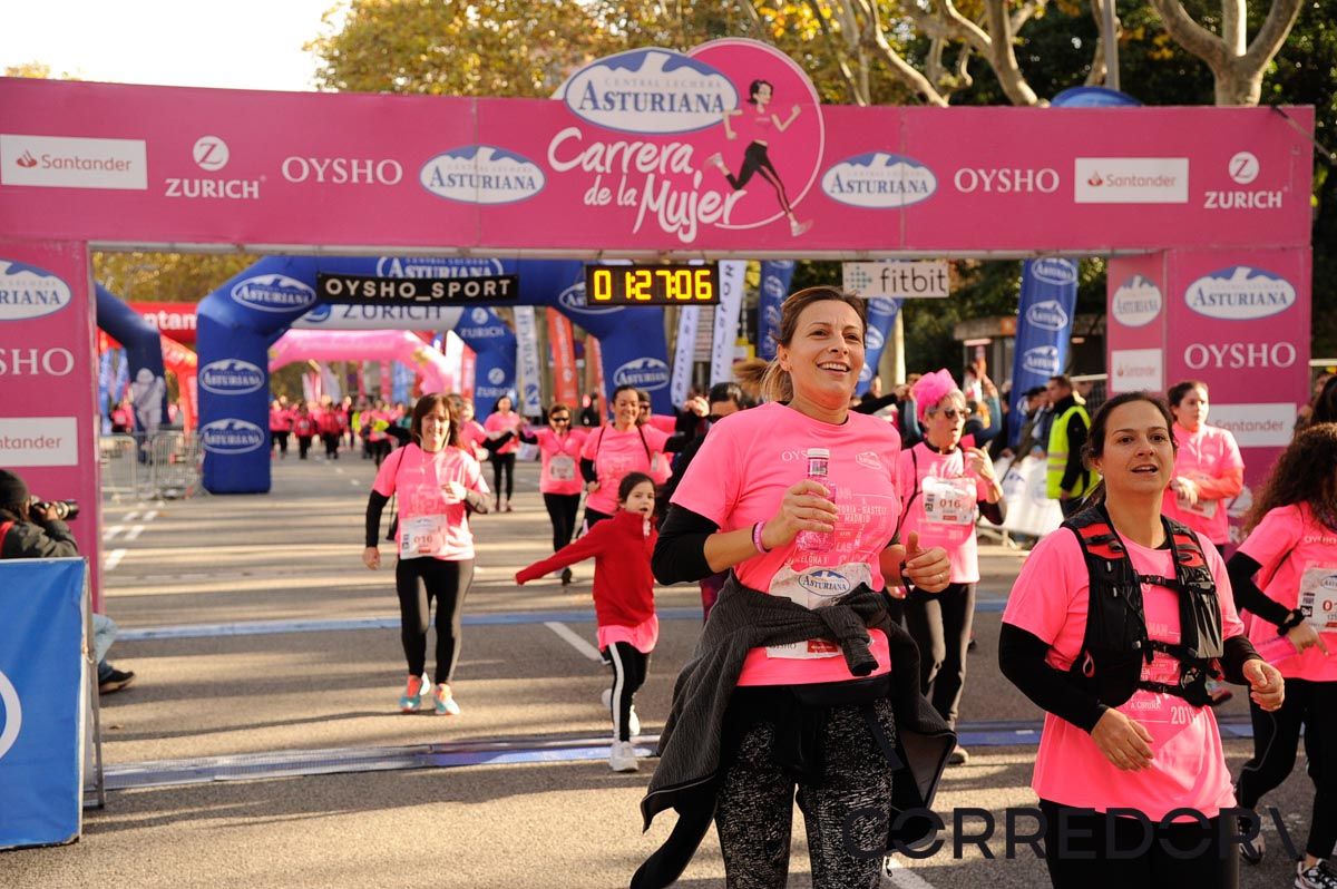 Llegada de la Carrera de la Mujer de Barcelona (ARCO DERECHO 61)