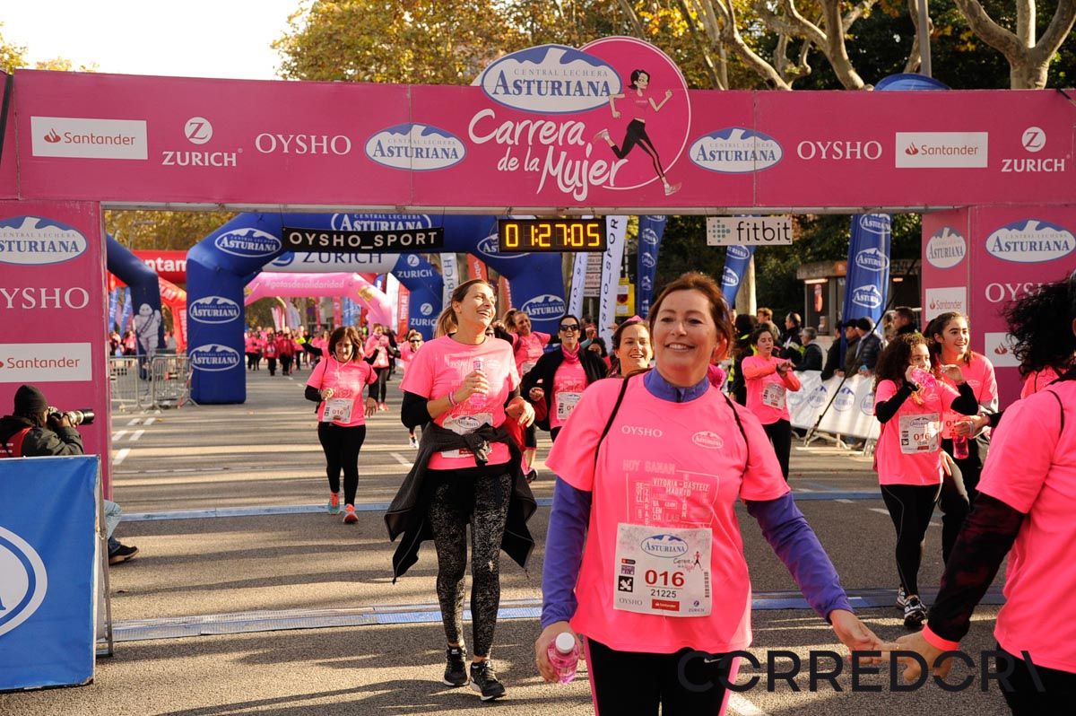 Llegada de la Carrera de la Mujer de Barcelona (ARCO DERECHO 61)