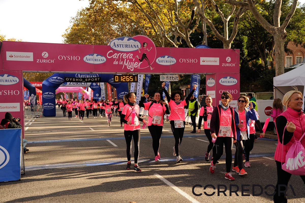 Llegada de la Carrera de la Mujer de Barcelona (ARCO DERECHO 60)
