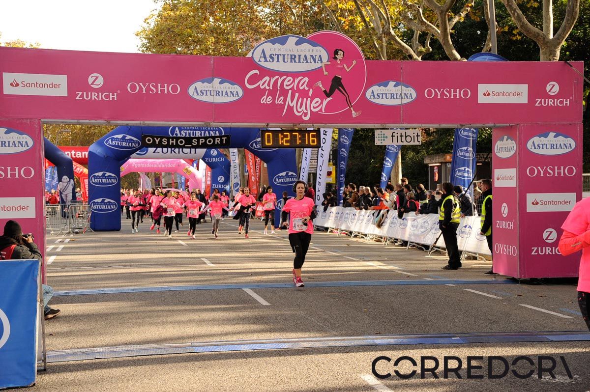 Llegada de la Carrera de la Mujer de Barcelona (ARCO DERECHO 61)